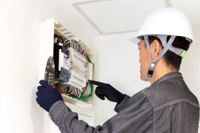 信頼できる電気工事業者の見つけ方【安心のための5つのチェックリスト】