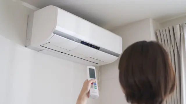 エアコンが突然に故障！自分でできる応急処置と対応